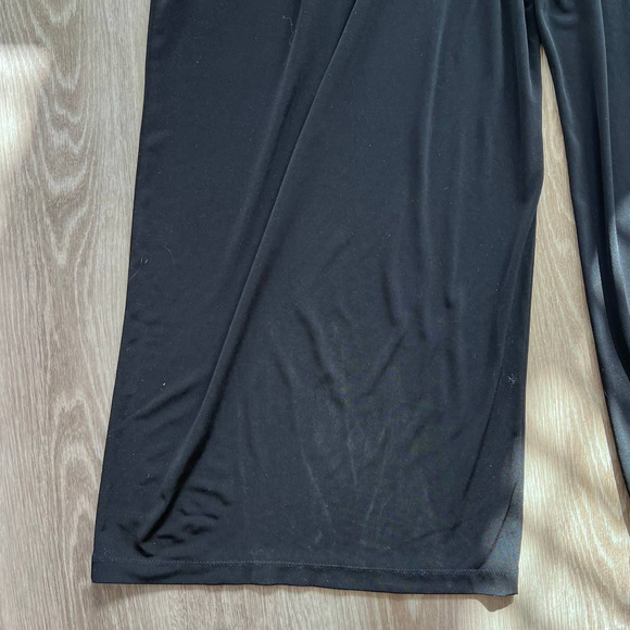 Vince Camuto 3 XL Black w Gold Plated Belt Pantsuit Romper - Picture 11 of 11